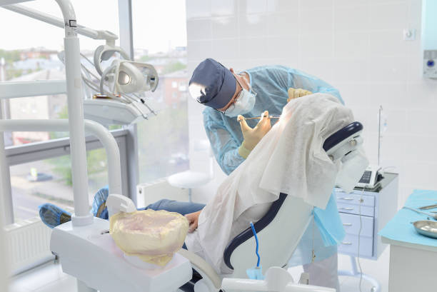 Best Broken Tooth Emergency  in Riverwoods, IL